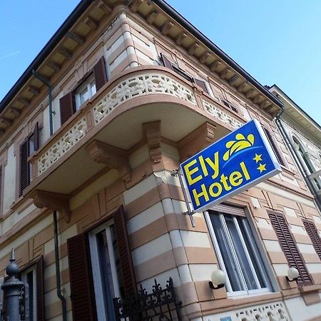Hotel Ely 비아레지오 외부 사진